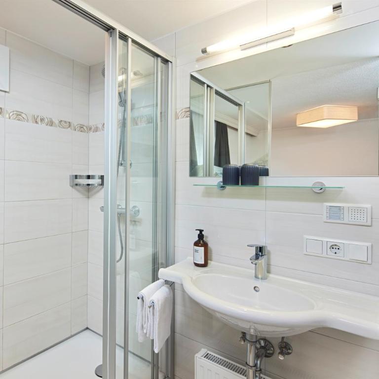 Hotel Gasthof Siggen - Doppelzimmer mit Balkon - 5