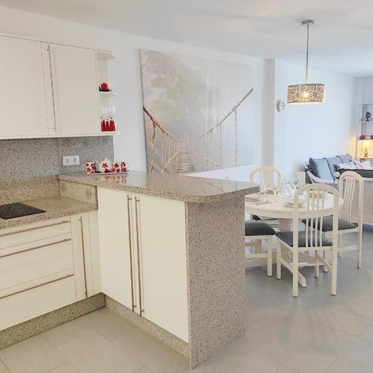 AP380 - Carabeo 2 - Parador - Apartamento con balcón - 3