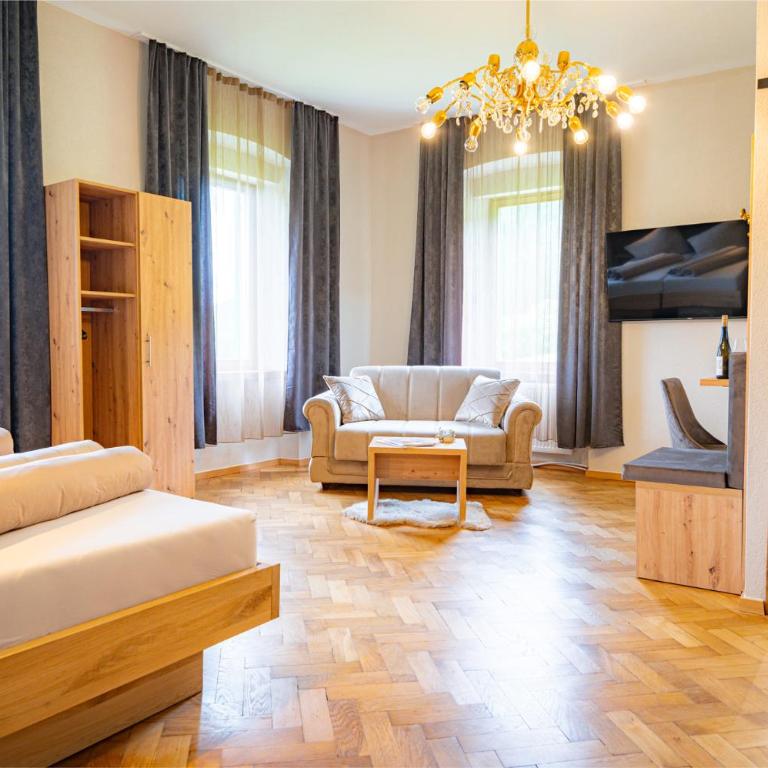 Lorettohof Hotel Garni - Deluxe Doppel-/Zweibettzimmer - 14