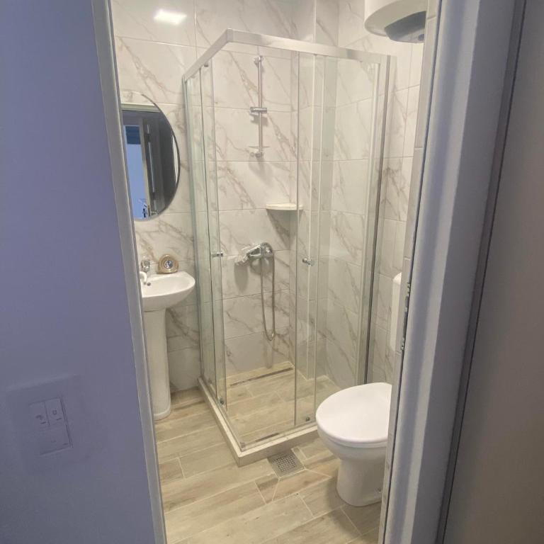 Casa Gazi - Dvokrevetna Soba sa Bračnim Krevetom/Zasebnim Krevetima i Terasom - 6