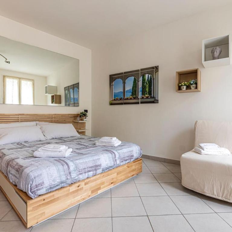 LAGO DI COMO - In Centro a 1 min da Lago e Stazione - Wifi - Appartamento con 1 Camera da Letto - 16