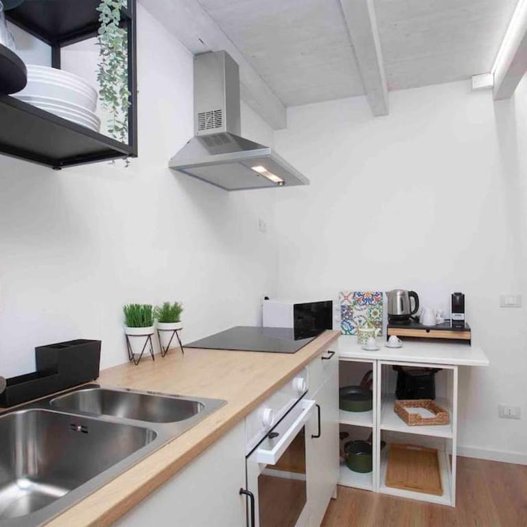 The house Politeama Palermo Historic center - Appartamento con 2 Camere da Letto - 9