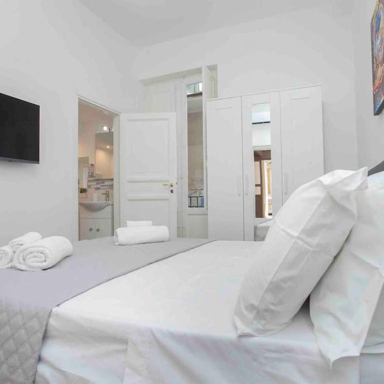 The house Politeama Palermo Historic center - Appartamento con 2 Camere da Letto - 13