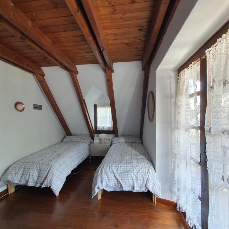 Acogedor apartamento de montaña con jardín y piscina - VU-HUESCA-23-182 - Apartamento de 2 dormitorios con vistas a la montaña - 18