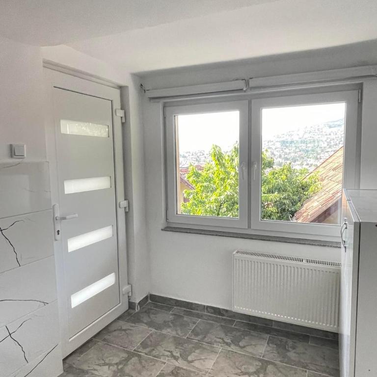 Ajla - Free parking - Apartman sa 1 Spavaćom Sobom - 2