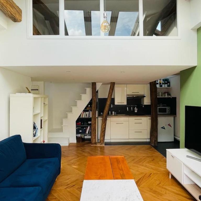Bright duplex on the top floor - close to Opera - Apartamento de 1 dormitorio - 1