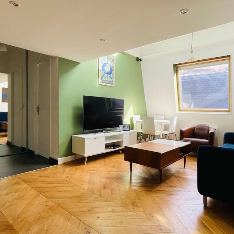 Bright duplex on the top floor - close to Opera - Apartamento de 1 dormitorio - 12