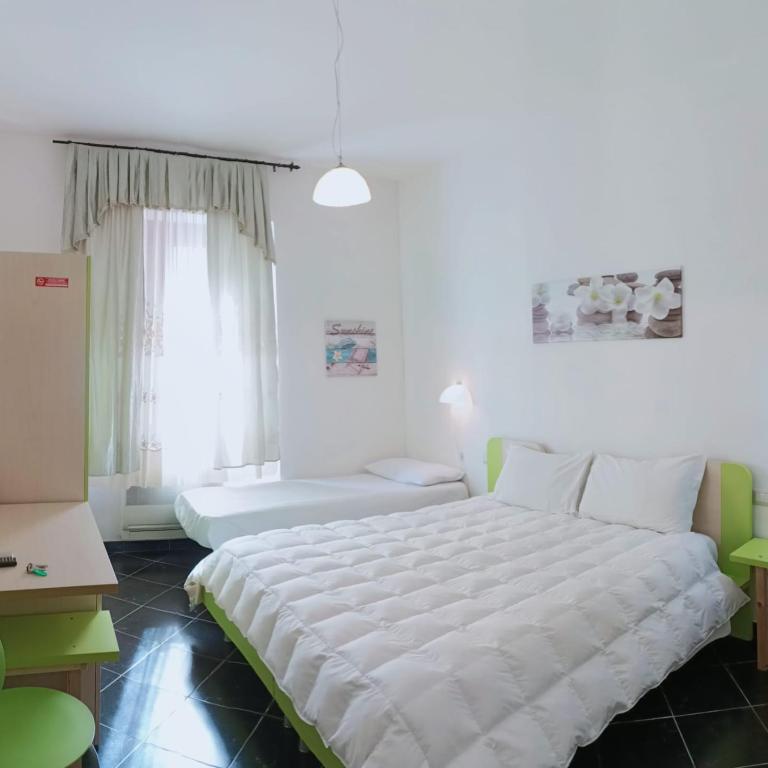 Affittacamere Sardegna Sole e Mare - Camera Matrimoniale con Bagno Privato - 1