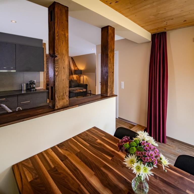 Swiss Inn & Apartments - Duplex Two Bedroom Apartment - 5