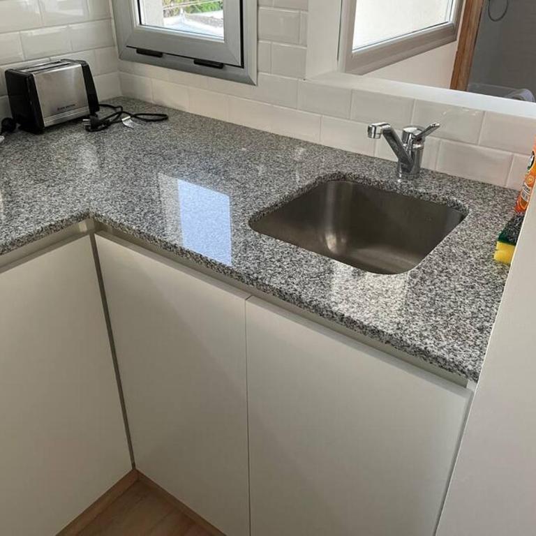 Semipiso al frente .Parque San Martin - Apartamento de 1 dormitorio - 13