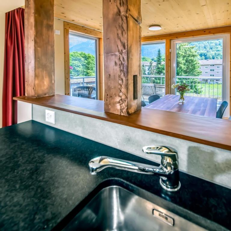 Swiss Inn & Apartments - Duplex Two Bedroom Apartment - 15