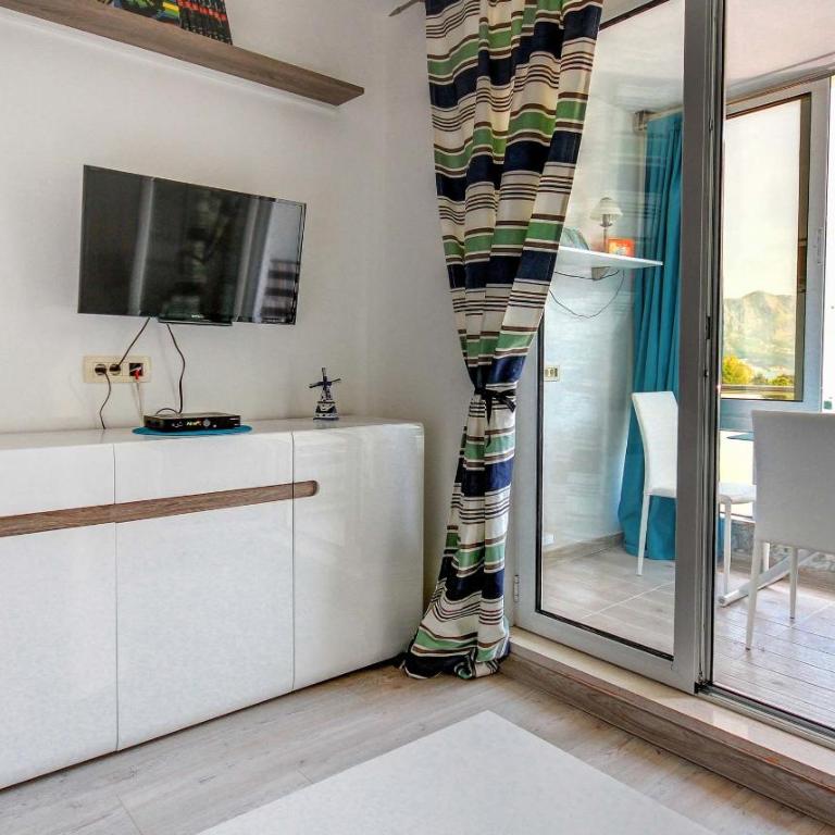 Irena Downtown Apartment - Apartment with Balcony - 6