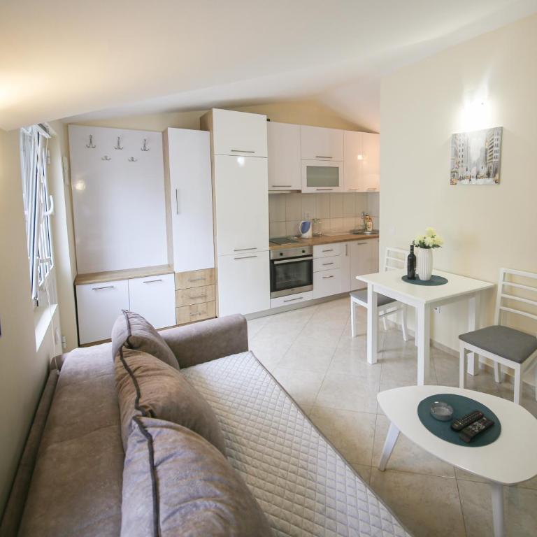 Goga Apartment - One-Bedroom Apartment - 3