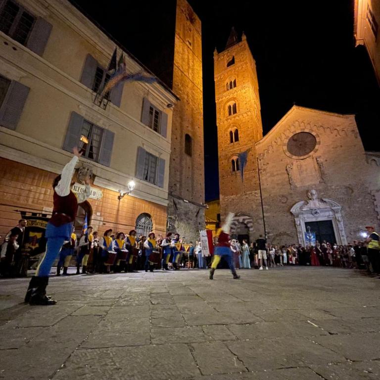 Palazzo Oddo Camere in palazzo storico nel centro di Albenga - Suite con Vista Città - 26