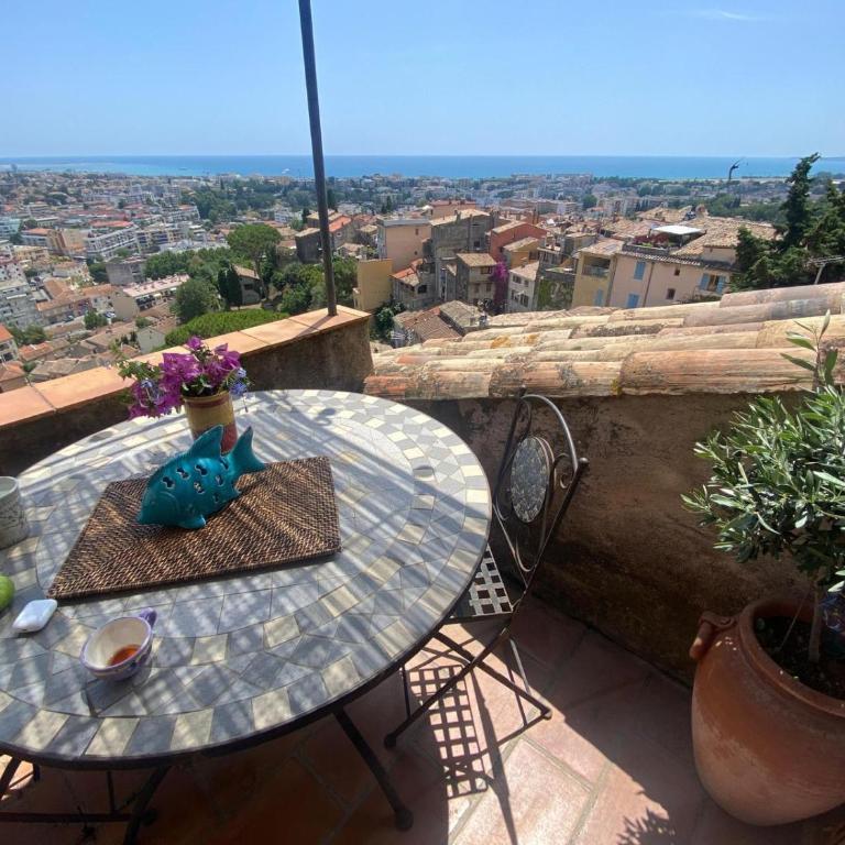 VILLA MONTEBELLO - TERRASSE ET VUE MER - Ferienhaus - 29