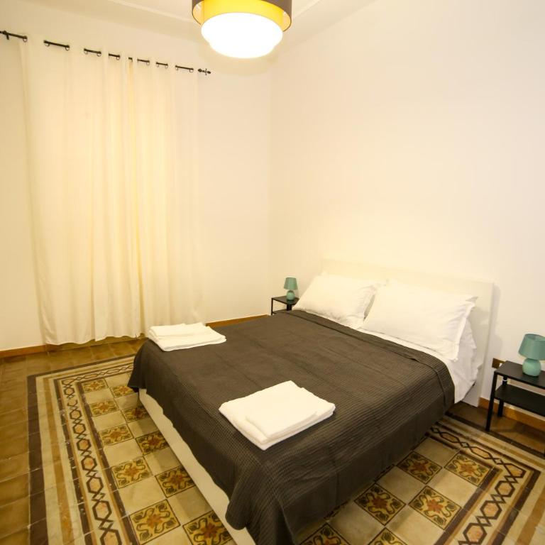 Thalia - Double Room with Private Bathroom - 8