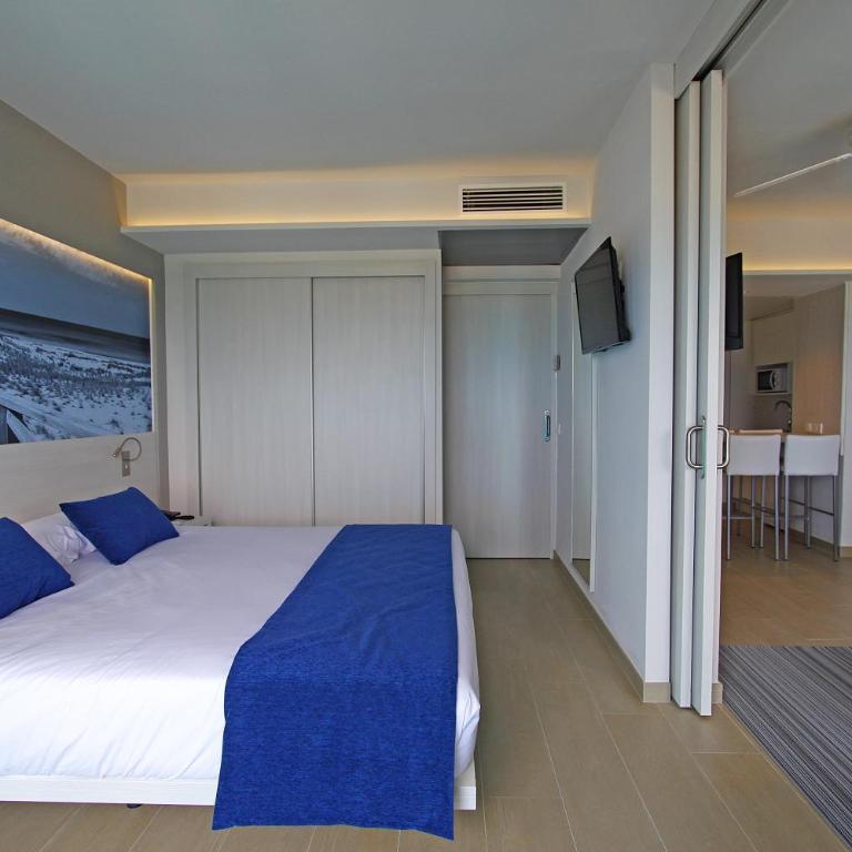 BG Tonga Tower - One-Bedroom Apartment (2 Adults + 2 Children) - 2