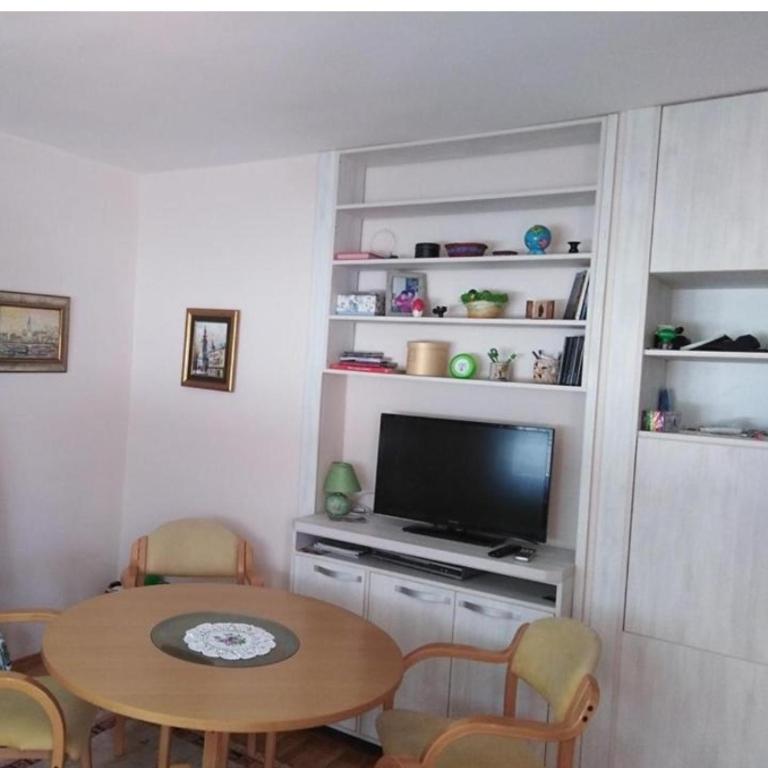 Apartment Mediteran - Apartman sa 1 Spavaćom Sobom - 1