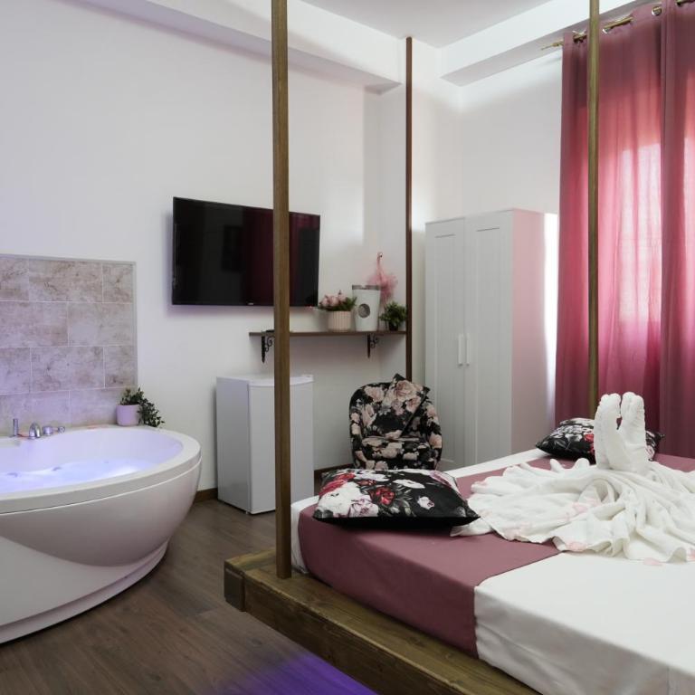 Airport suite - Deluxe Suite with Spa Bath - 8