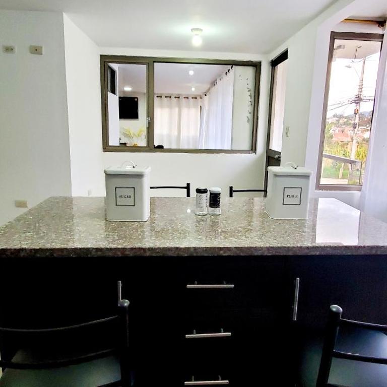 SUITE DE LUJO EN CUENCA - Apartamento de 3 dormitorios - 7