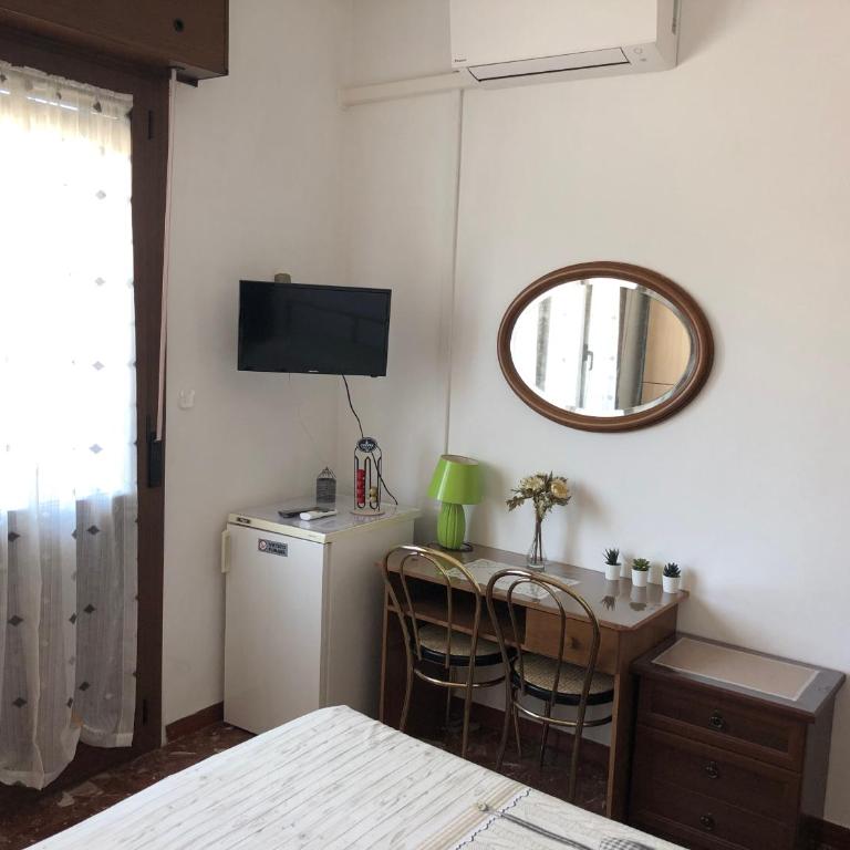 Le Terrazze - Camera Familiare con Balcone - 13