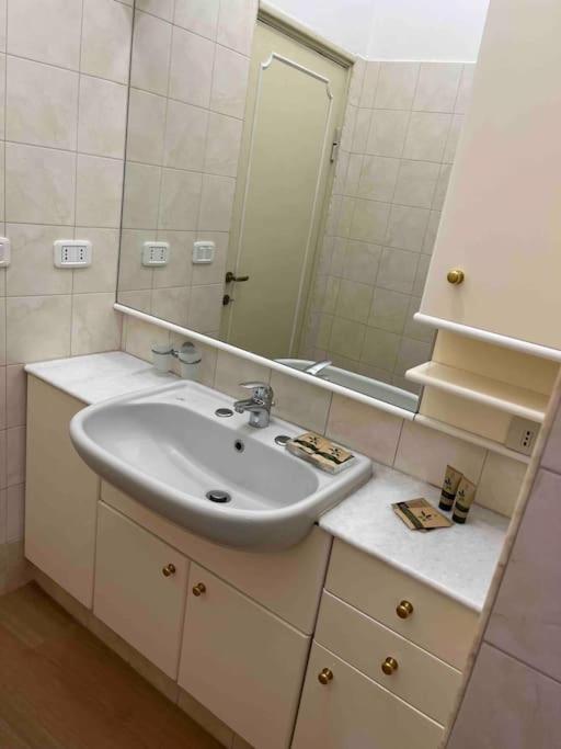 L'attico del 1600 in centro - Appartamento con 2 Camere da Letto - 70