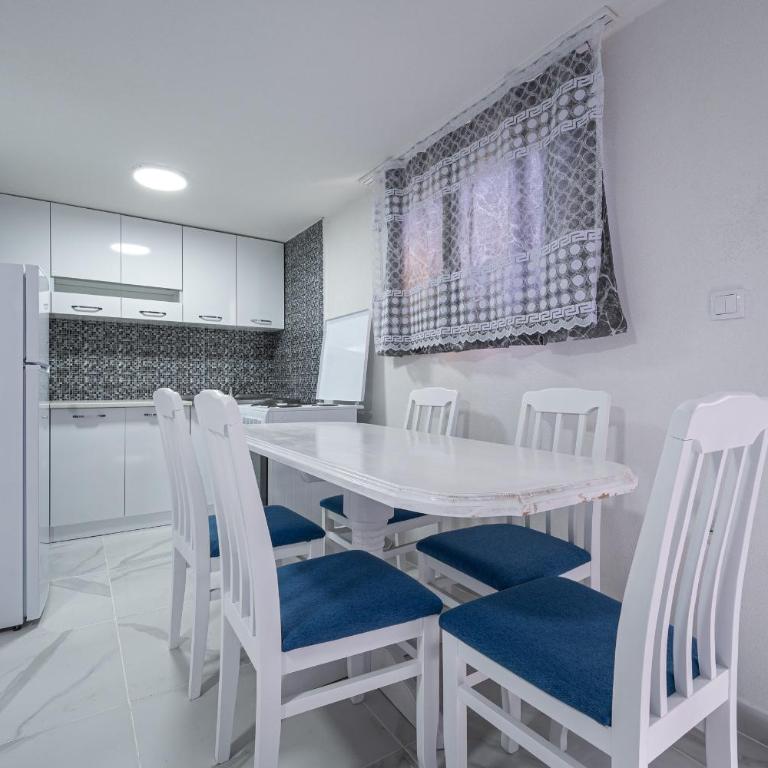 Stojkovic Family Apartments - Apartman sa 1 Spavaćom Sobom - 8