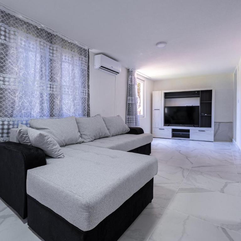 Stojkovic Family Apartments - Apartman sa 1 Spavaćom Sobom - 1