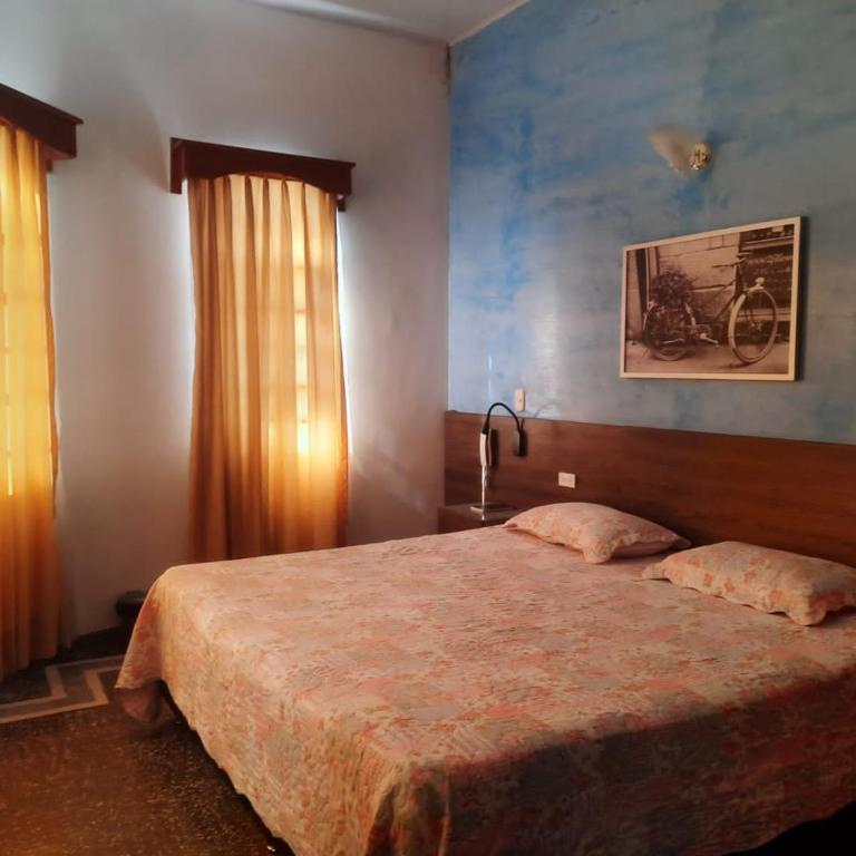 Hotel Boutique el Sol - Habitación Doble Deluxe (2 adultos + 1 niño) - 5