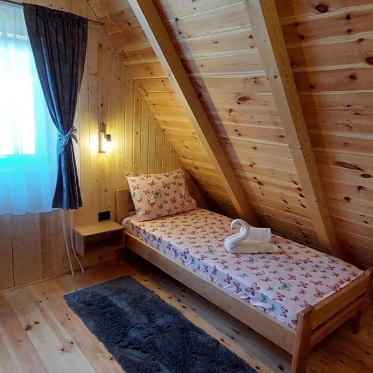 Durmitorske Vile - Two-Bedroom Villa - 15