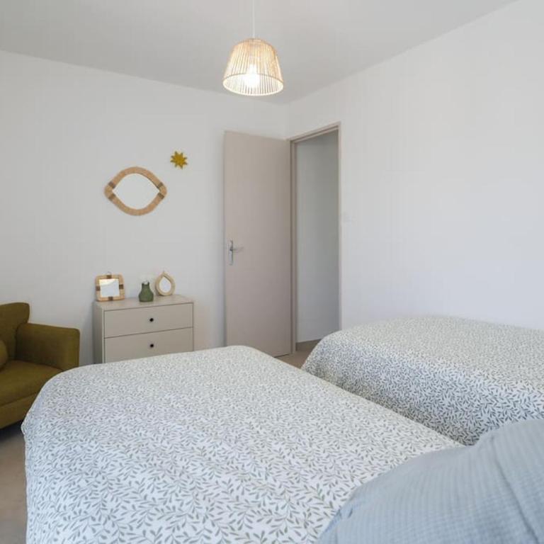 Chez mimi a 5mn de la mer ! - Two-Bedroom Apartment - 11