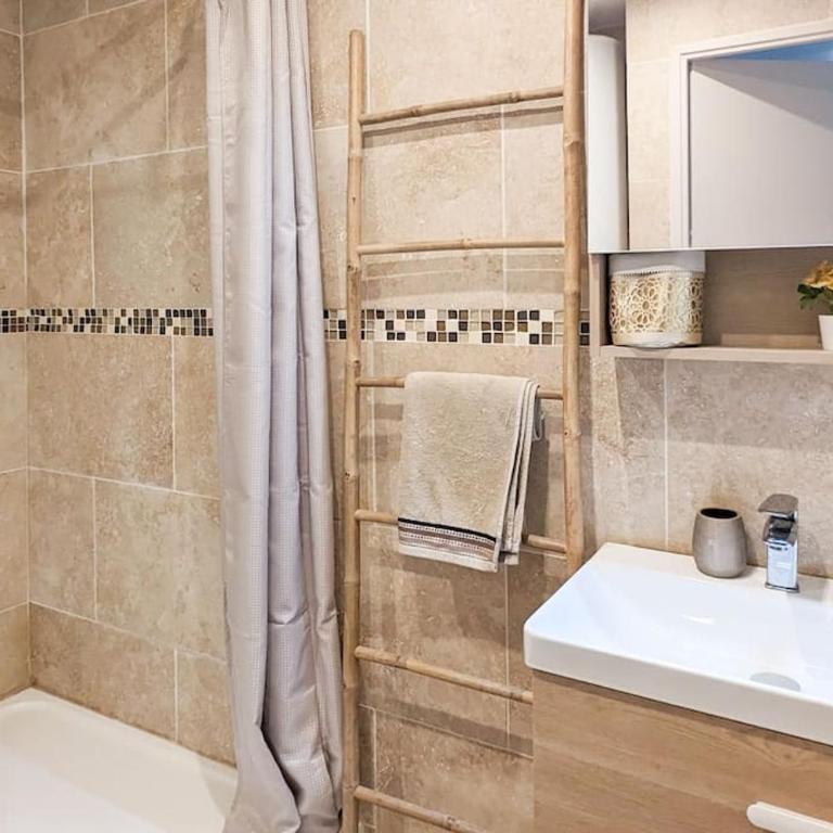 Chez mimi a 5mn de la mer ! - Two-Bedroom Apartment - 26
