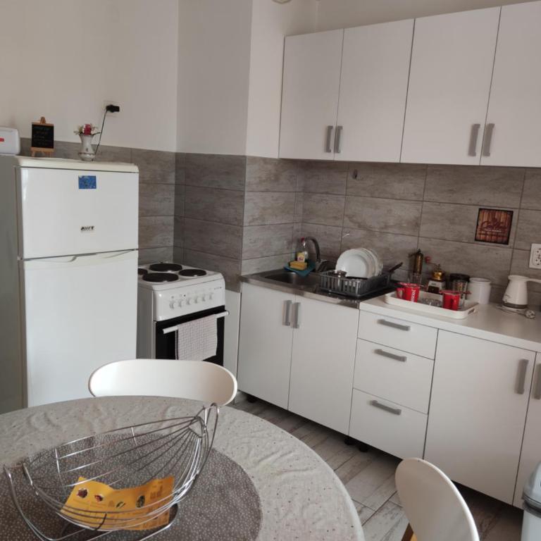 Apartmani Nina - One-Bedroom Apartment - 9