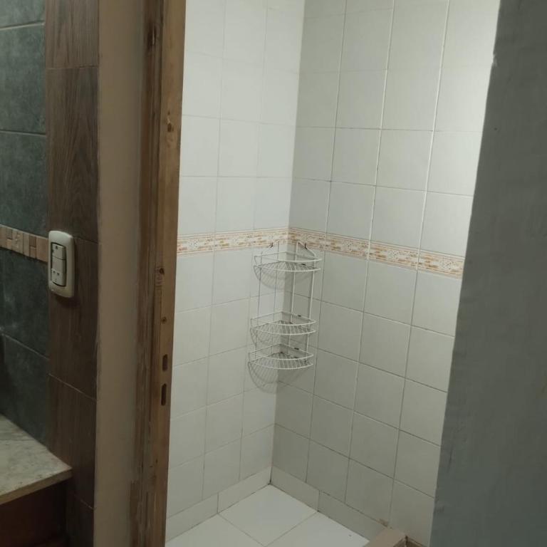 Casa residencial con pileta - Casa de 3 dormitorios - 15