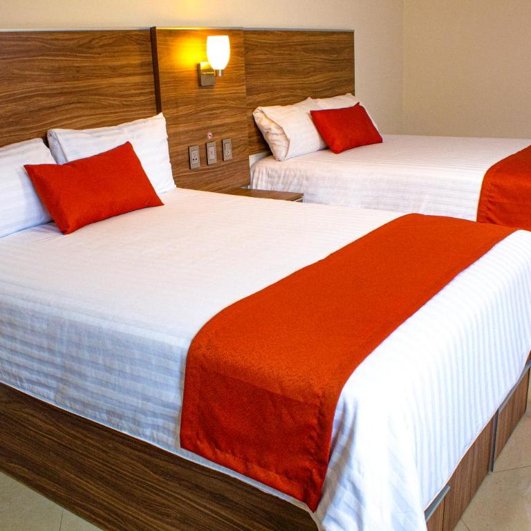 La Casa del Reloj - Zona de Hospitales - Family Room - 1