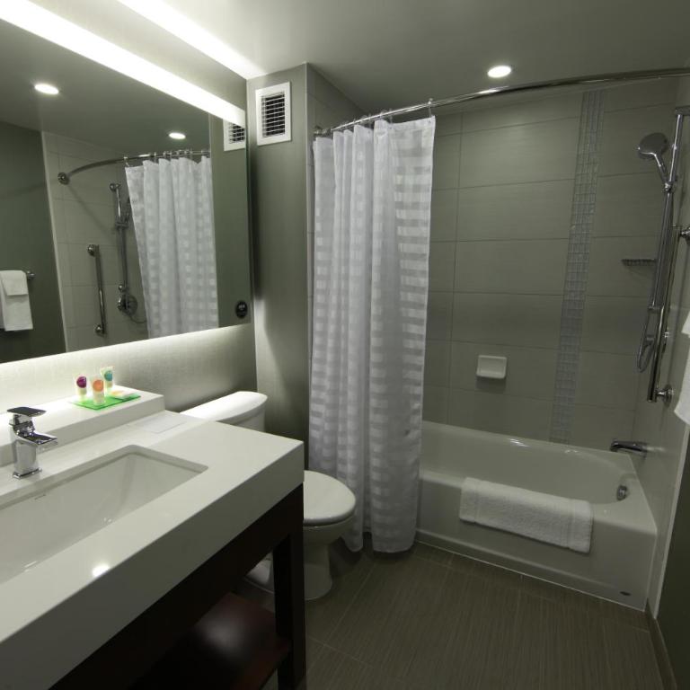 Hyatt Place Tijuana - King Room - 4