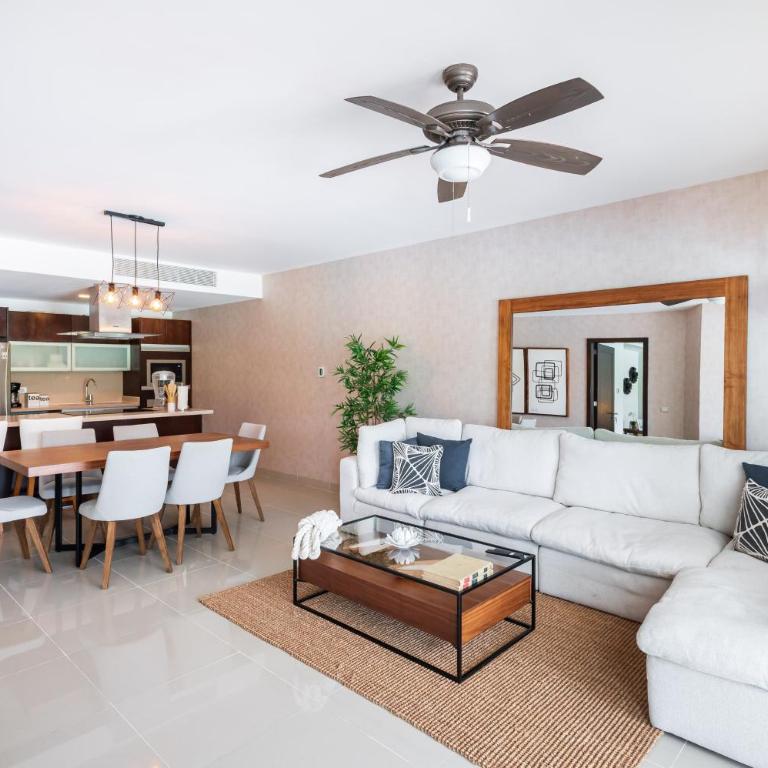 Mareazul Beach Front Condos At playa del Carmen - Two-Bedroom House - 4