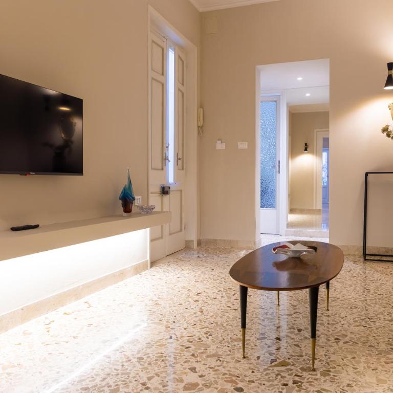 Casa Franca - Two-Bedroom Apartment - 11