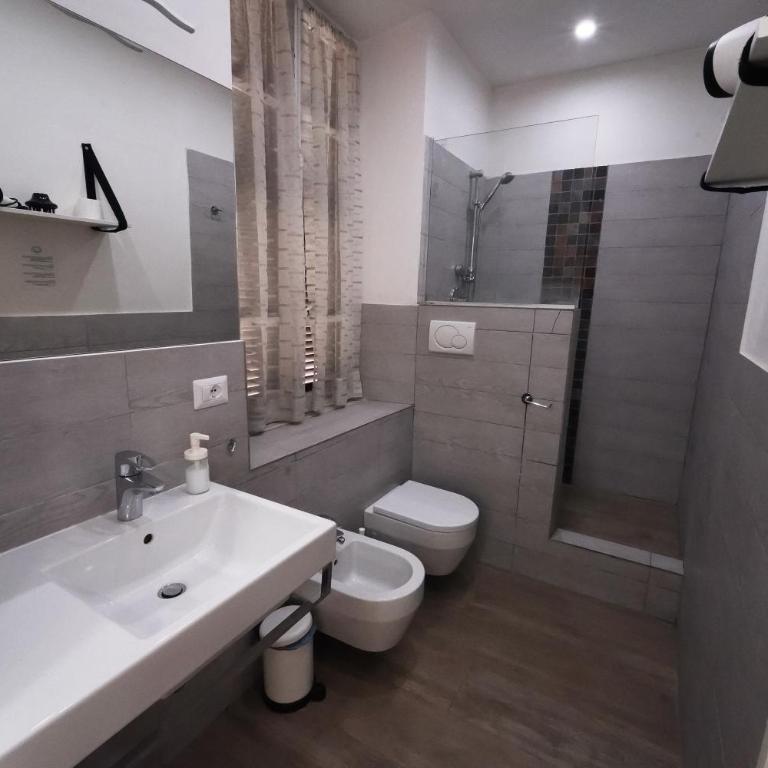 Rome Vatican City Whole Apartment 3 Private Rooms - Casa con 3 Camere da Letto - 6
