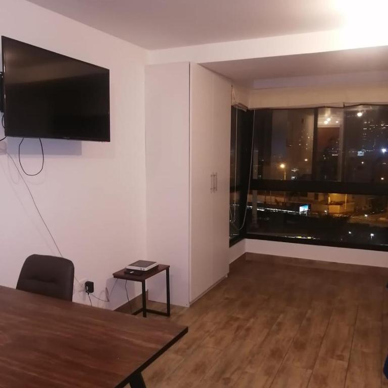 LOFT EN BARRANCO LIMITE CON MIRAFLORES - Monoambiente - One-Bedroom Apartment - 24