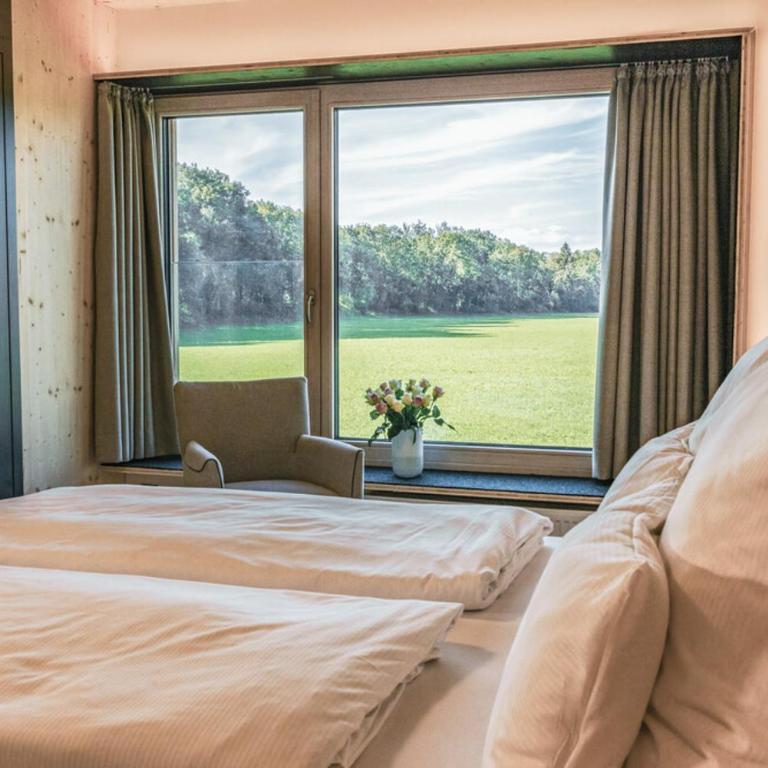 Allgäuer Genusshotel und Historischer Dorfgasthof Hirsch - Doppelzimmer mit Gartenblick – Neubau - 9
