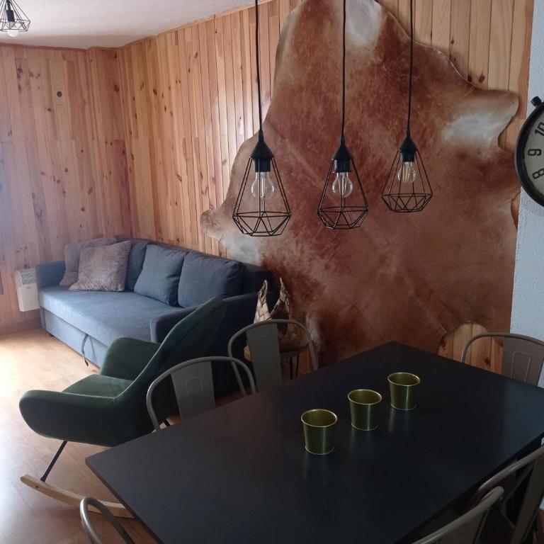 Apartamento Albareda - Two-Bedroom Apartment - 4