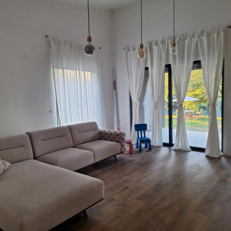 Farah Superior Apartments - Villa - Beach Front - 7