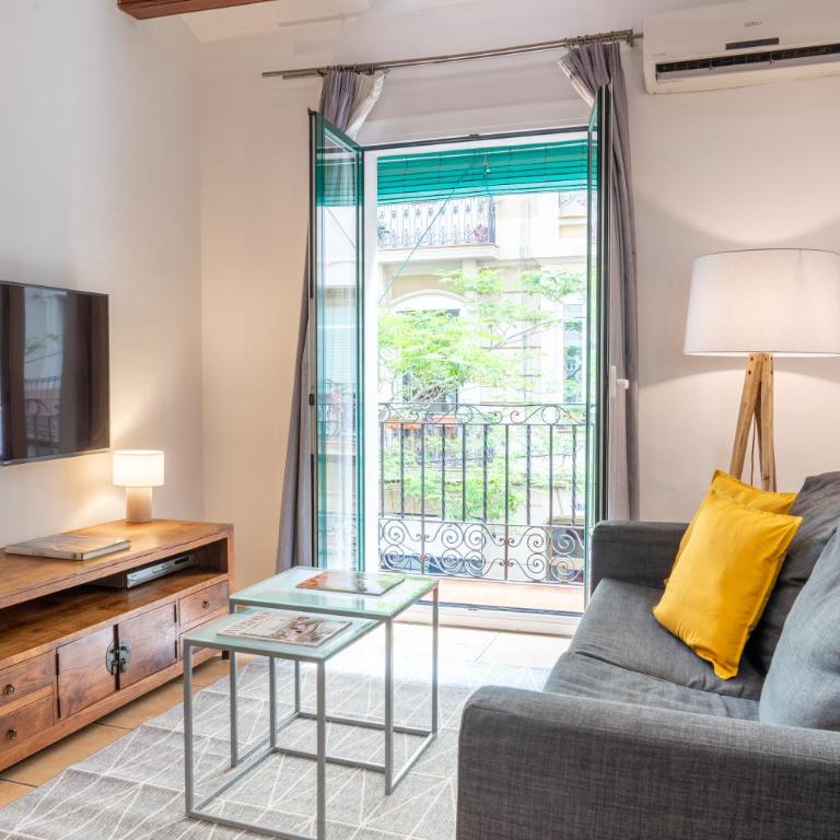 Feelathome Center Apartments - One-Bedroom Apartment - Poeta Cabanyes Street - 1