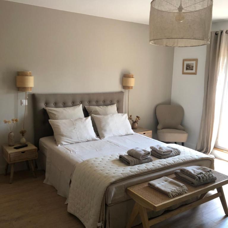 Le Mas Justin - Chambre Double Deluxe - 24