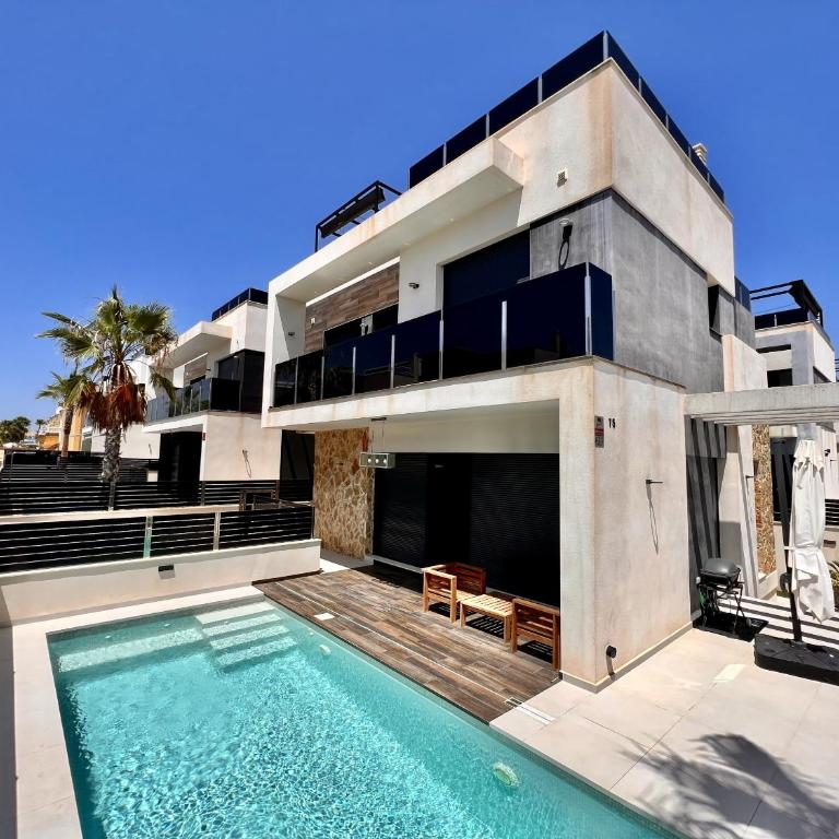 Cape villa in Cabo de Roig by Perfectly Rentals - Chalet - 2