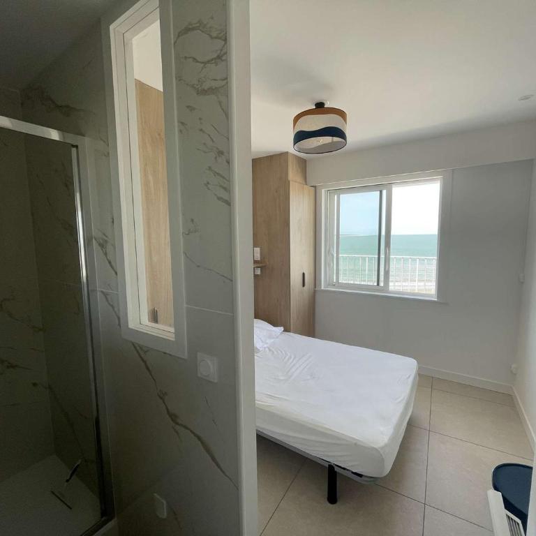 Superbe appart à 10m de la plage, 2 terrasses, 3 chambres, vue océan - FR-1-494-163 - Appartamento - 12