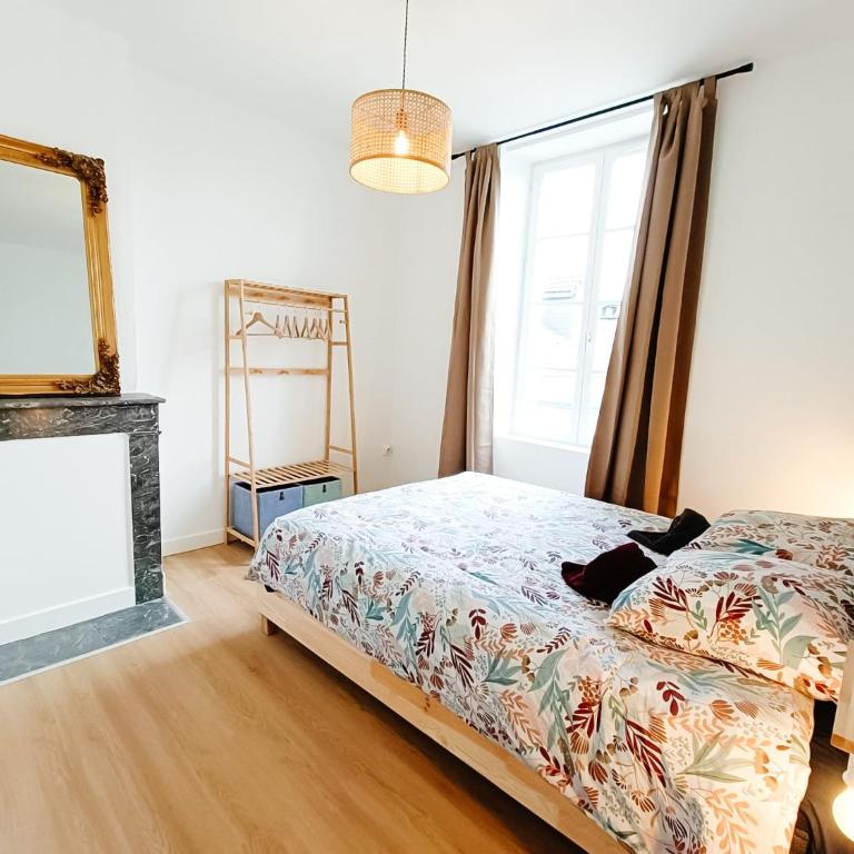 Cosy Perle - T3 - Quartier des halles & Parking souterrain - Appartement 2 Chambres - 12