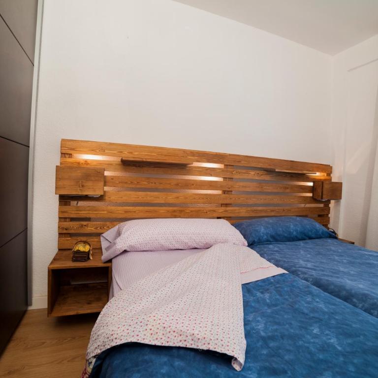 Apartamento Granados - Two-Bedroom Apartment - 14