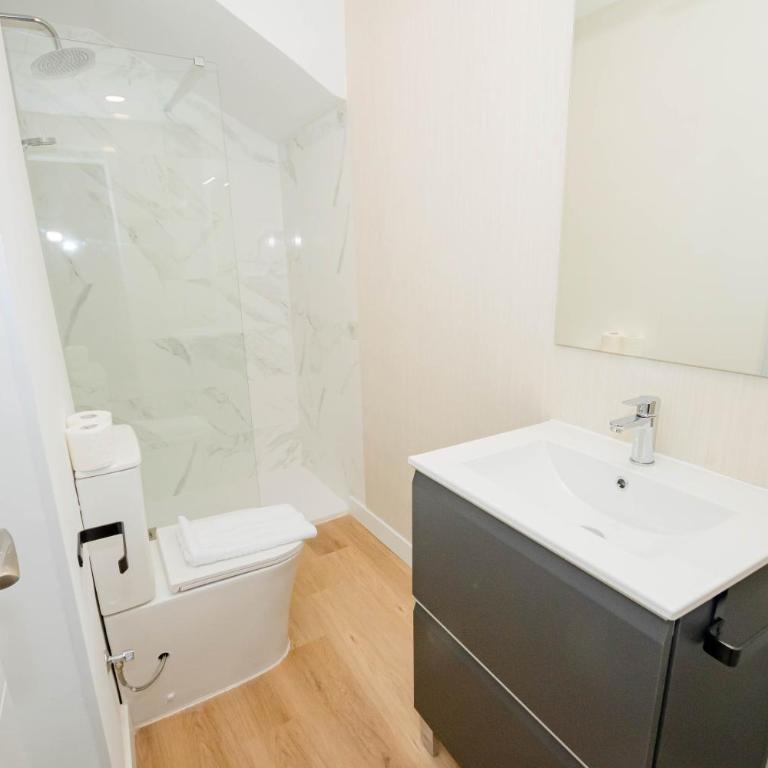 For You Rentals Cozy and charming 3-bedroom apartment TEMPORAL in Madrid ASO180 - Apartamento de 3 dormitorios - 16